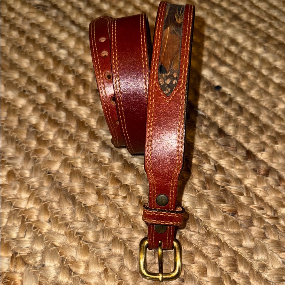 Leegin leather belt feather‎ accents